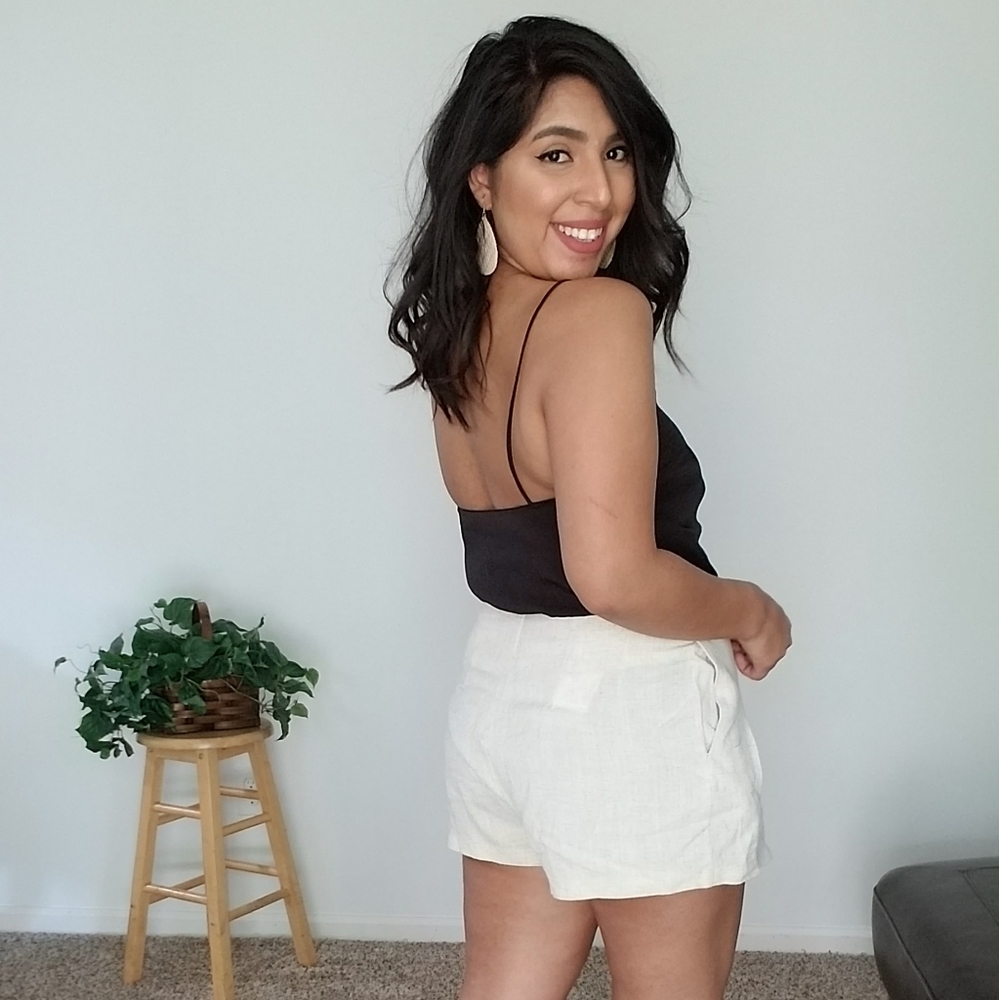 𝘽𝙊𝙂𝙊| FOREST DREAMS BLACK SILKY CAMI TOP - Picture 2 of 9